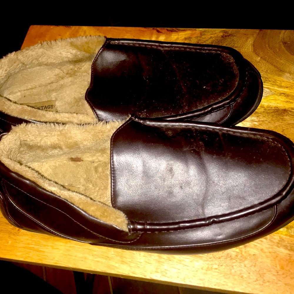 Deerstags slipperooz fleece lined slip ons